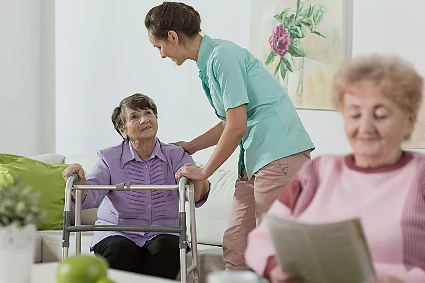 Размещение пожилых и престарелых в пансионате